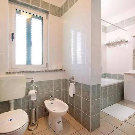 1 Bedroom Awesome In Novi Vinodolski