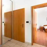 Stunning In شقة *