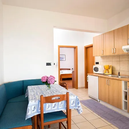 1 Bedroom Awesome In